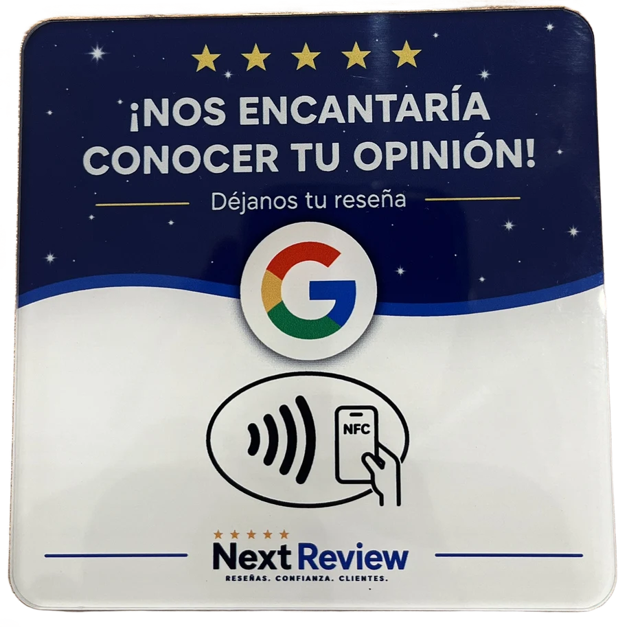 Placa NFC NextReview: «¡Nos encantaría conocer tu opinión!» con el logo de Google y el icono NFC